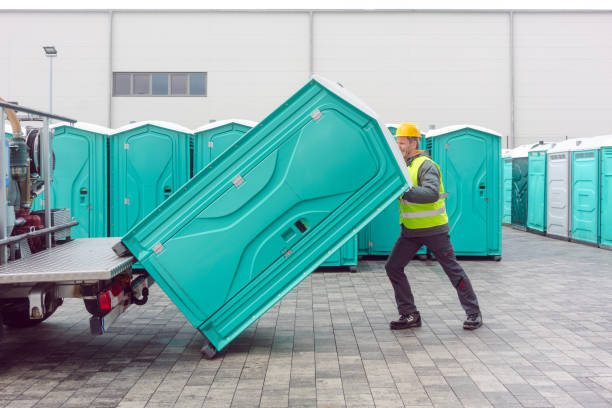 Portable Toilet Options We Offer in Onalaska, TX